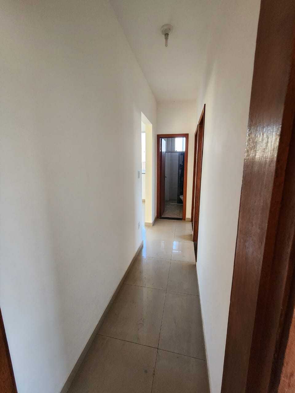 Apartamento à venda com 3 quartos, 90m² - Foto 2