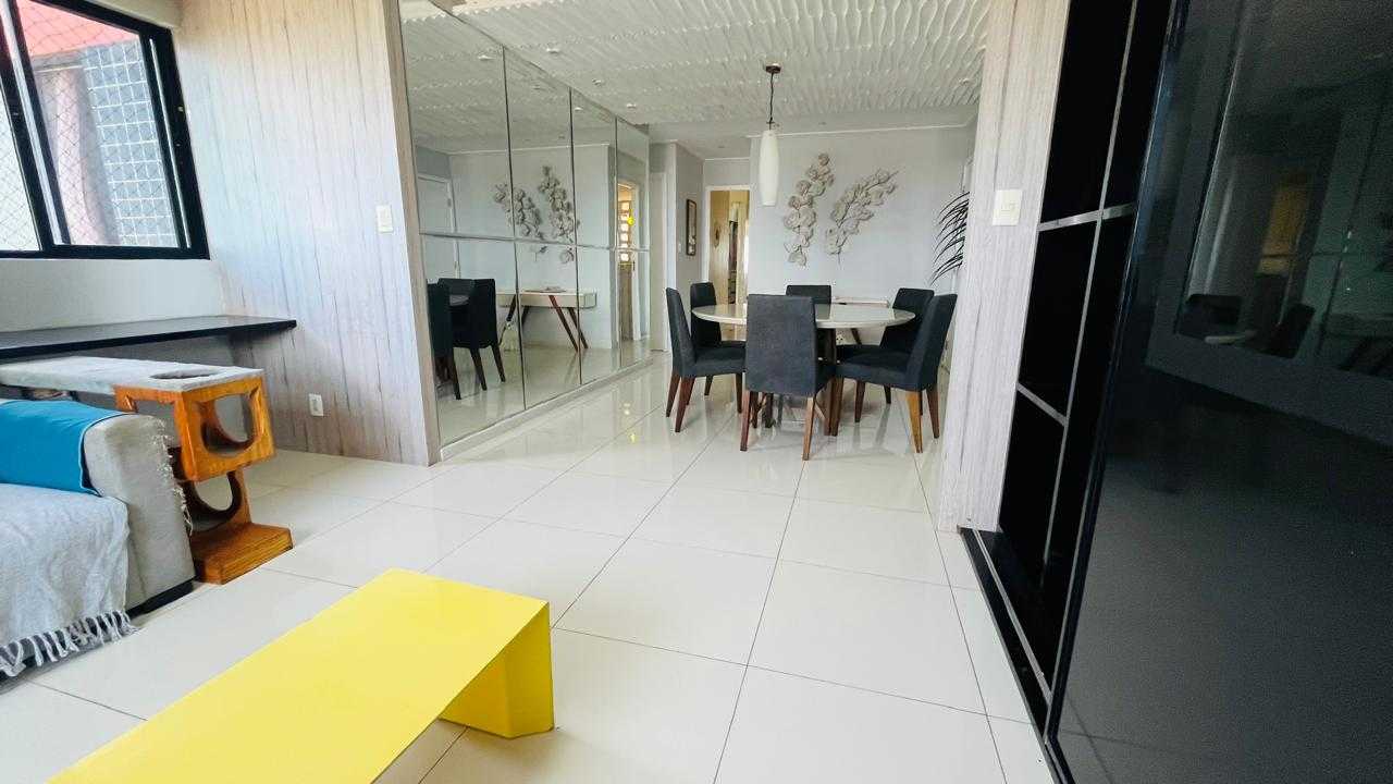 Apartamento à venda com 3 quartos, 110m² - Foto 4