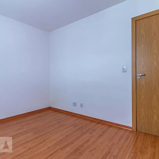 Apartamento à venda com 3 quartos, 107m² - Foto 4