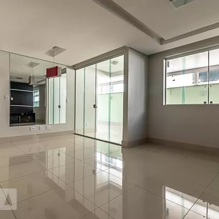 Apartamento à venda com 3 quartos, 107m² - Foto 1