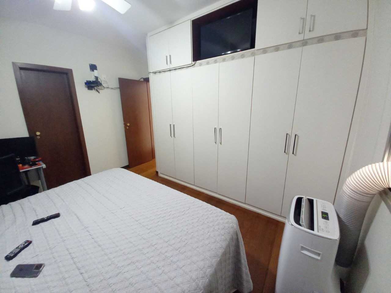 Apartamento à venda com 4 quartos, 133m² - Foto 10