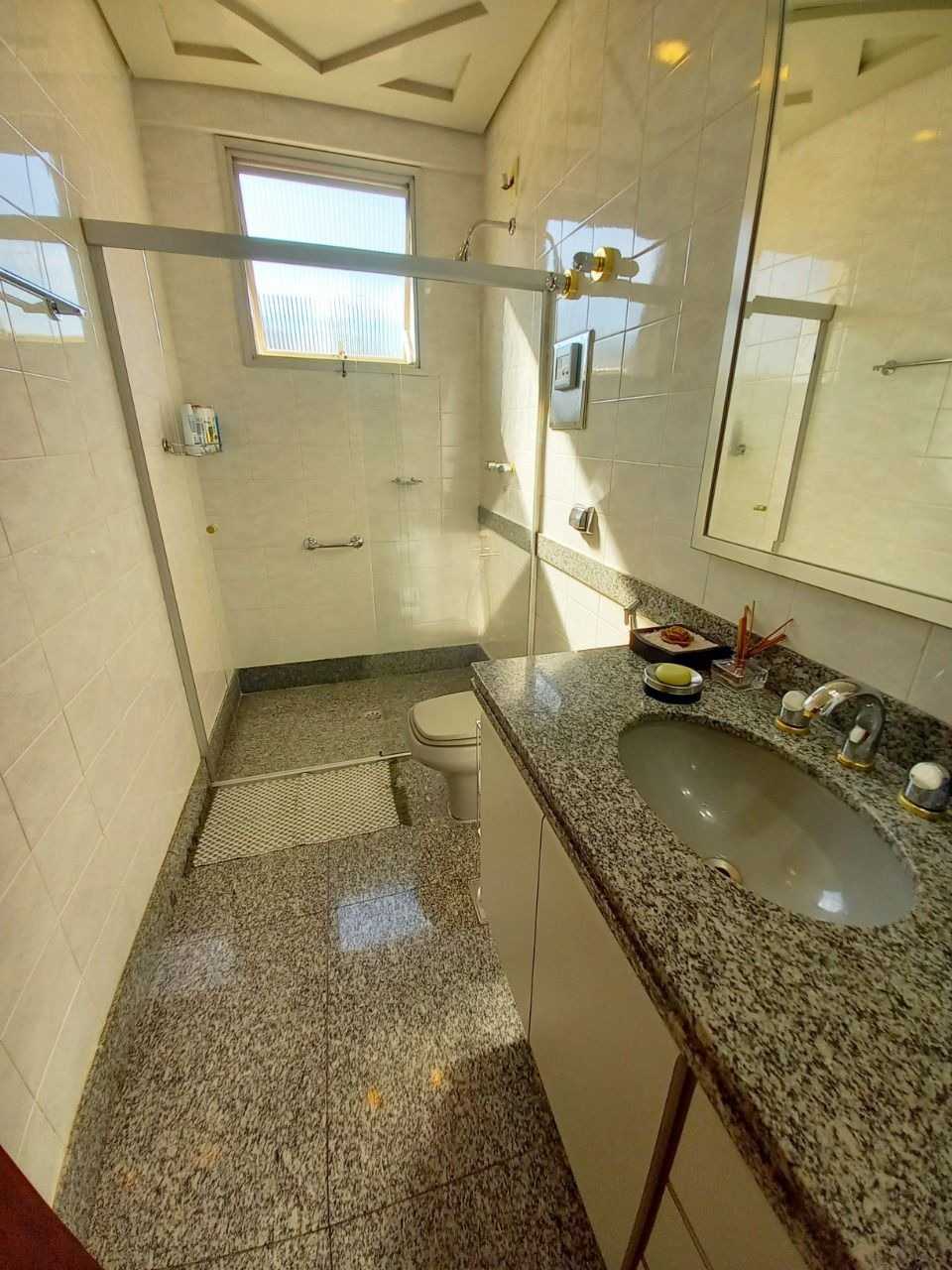 Apartamento à venda com 4 quartos, 133m² - Foto 17