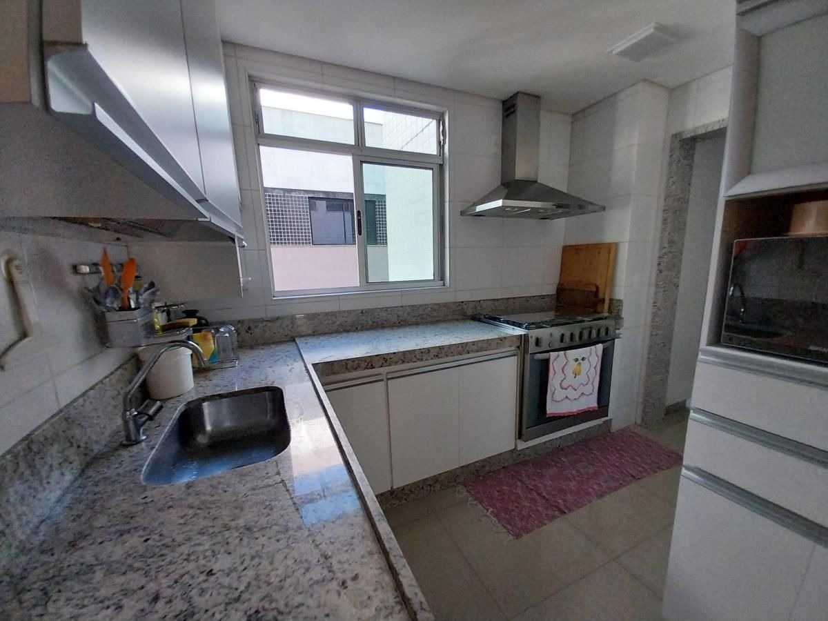 Apartamento à venda com 4 quartos, 169m² - Foto 25