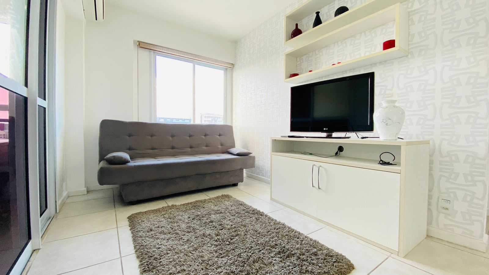 Apartamento à venda com 1 quarto, 42m² - Foto 1