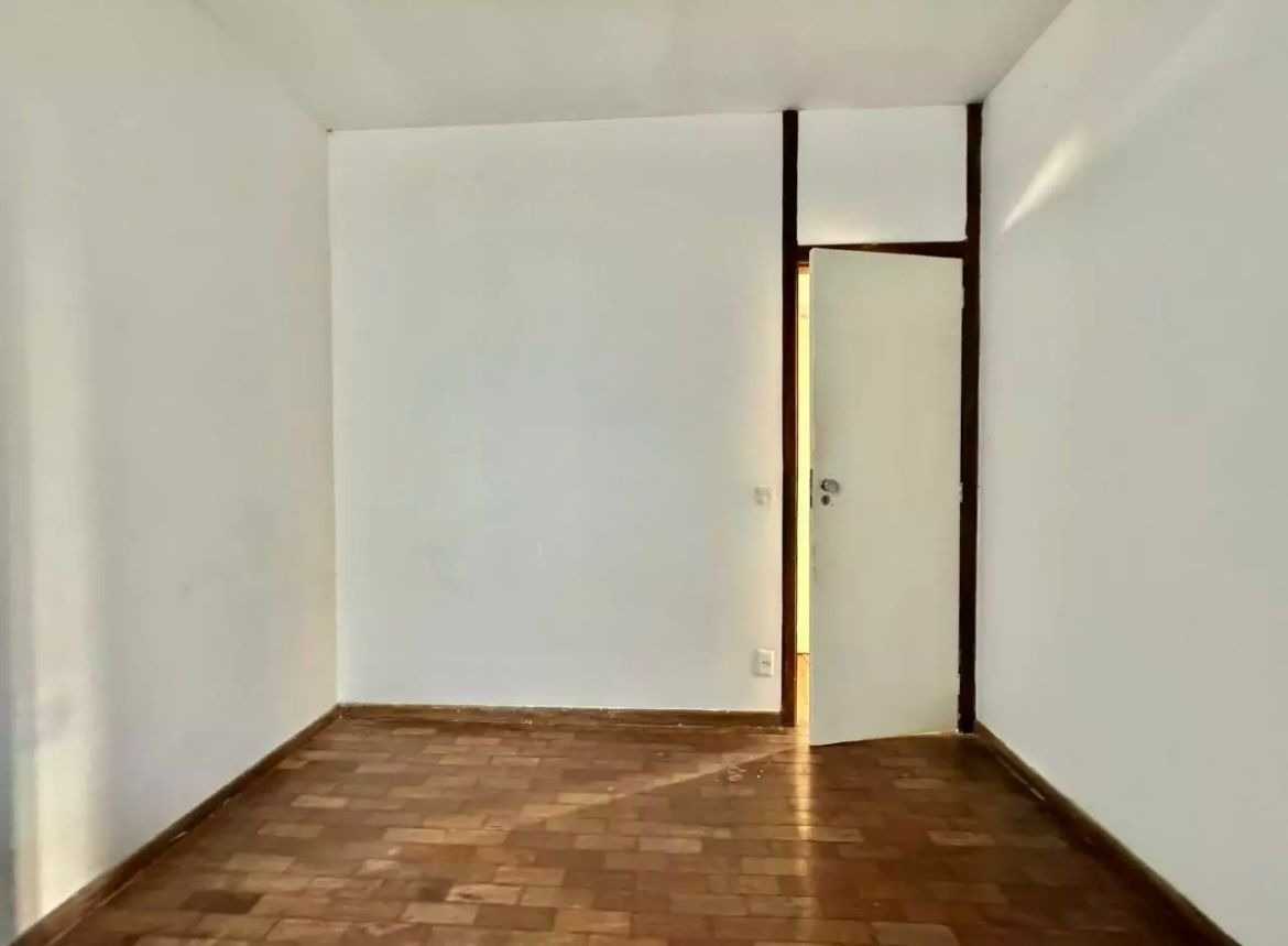 Apartamento à venda com 3 quartos, 103m² - Foto 13