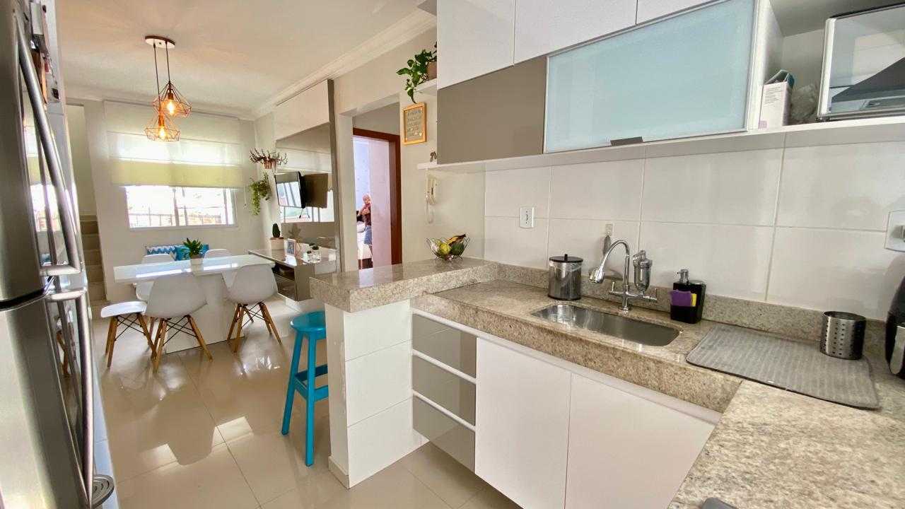 Cobertura à venda com 2 quartos, 117m² - Foto 1