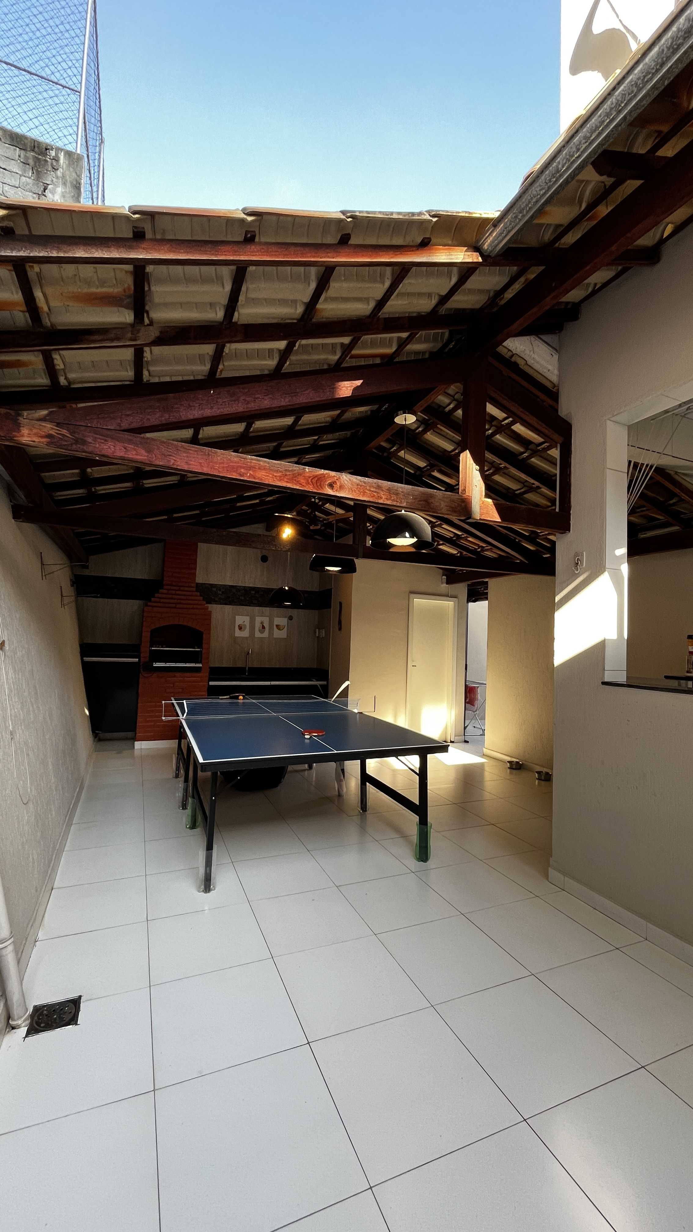 Casa à venda com 3 quartos, 250m² - Foto 25