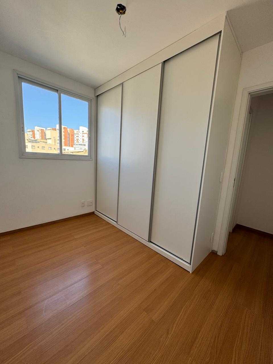 Apartamento à venda com 2 quartos, 61m² - Foto 5