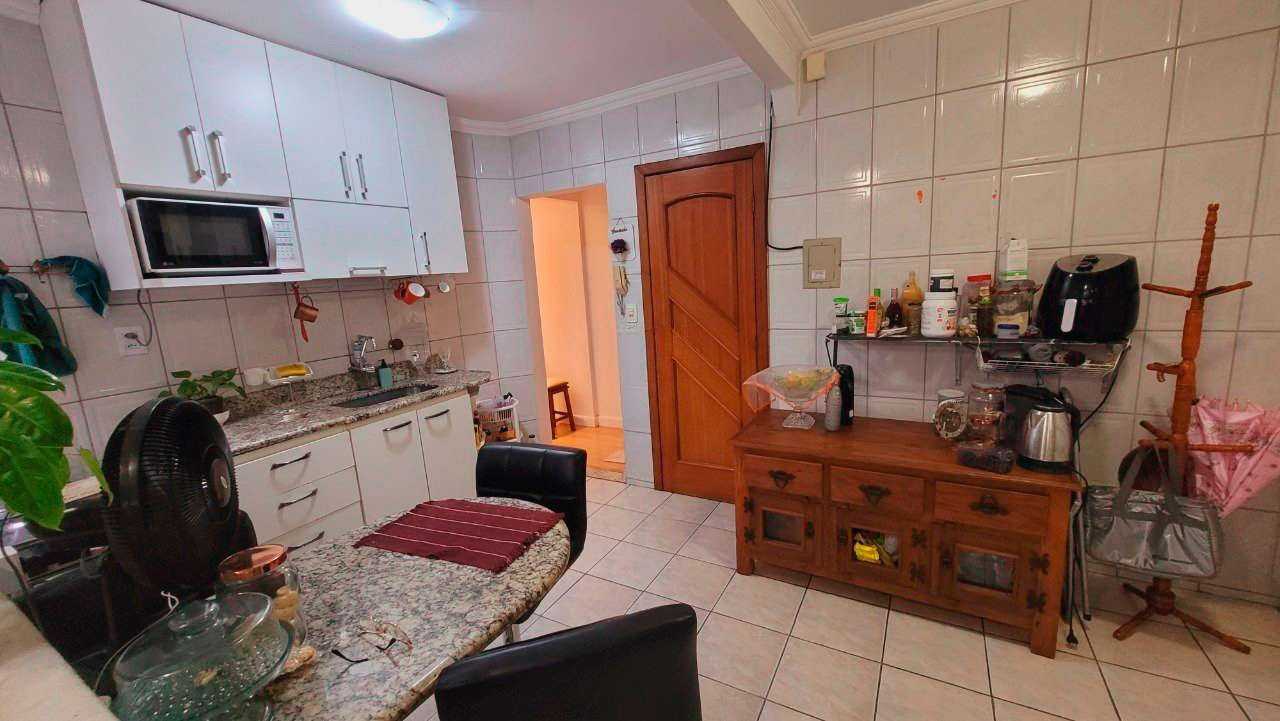 Apartamento à venda com 3 quartos, 90m² - Foto 4