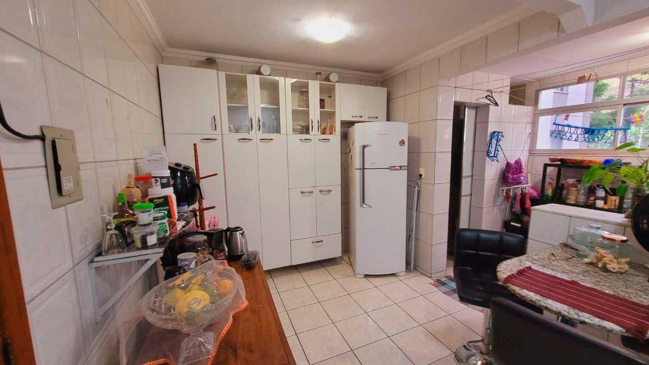 Apartamento à venda com 3 quartos, 90m² - Foto 15