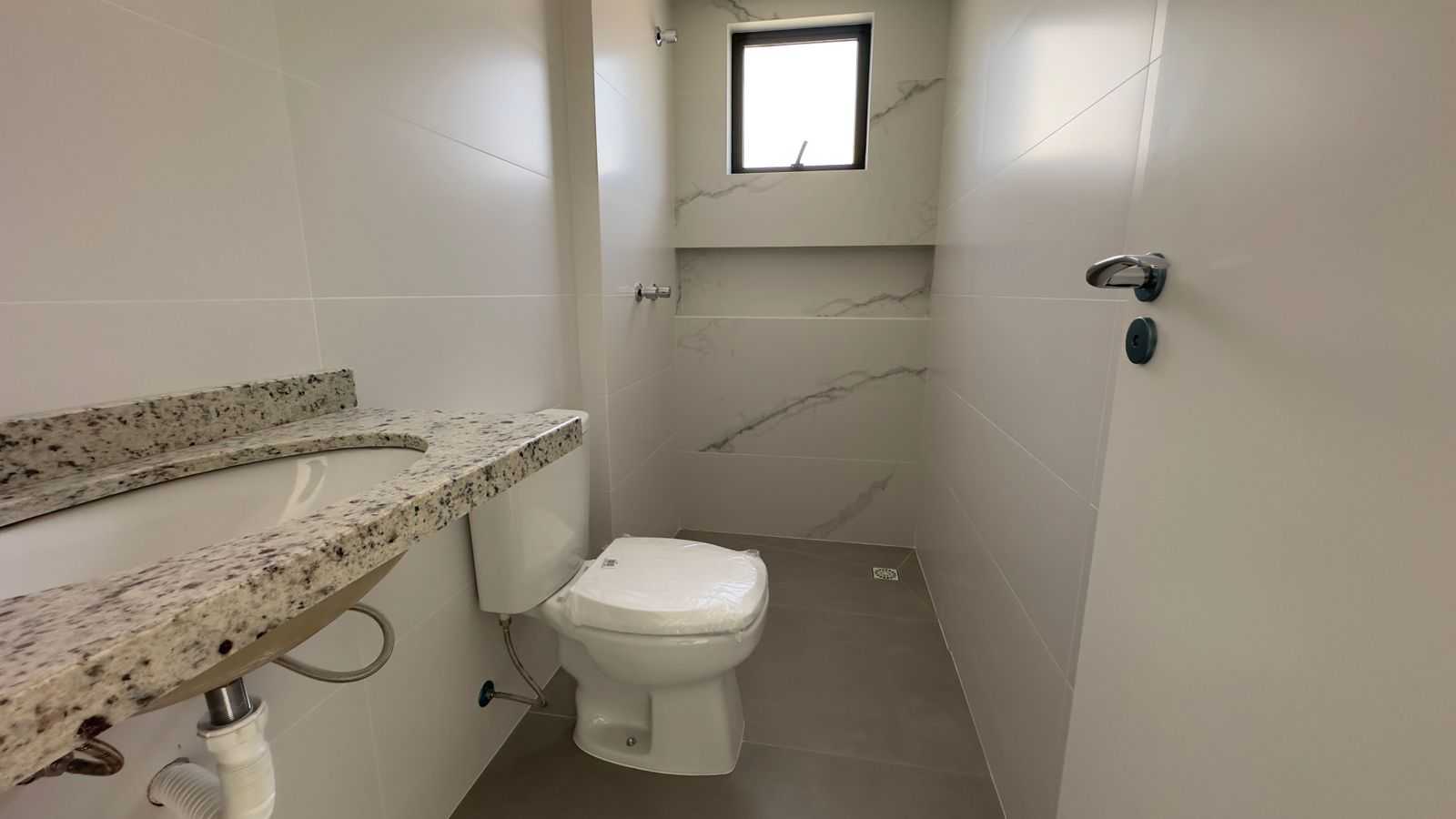 Apartamento à venda com 2 quartos, 67m² - Foto 9