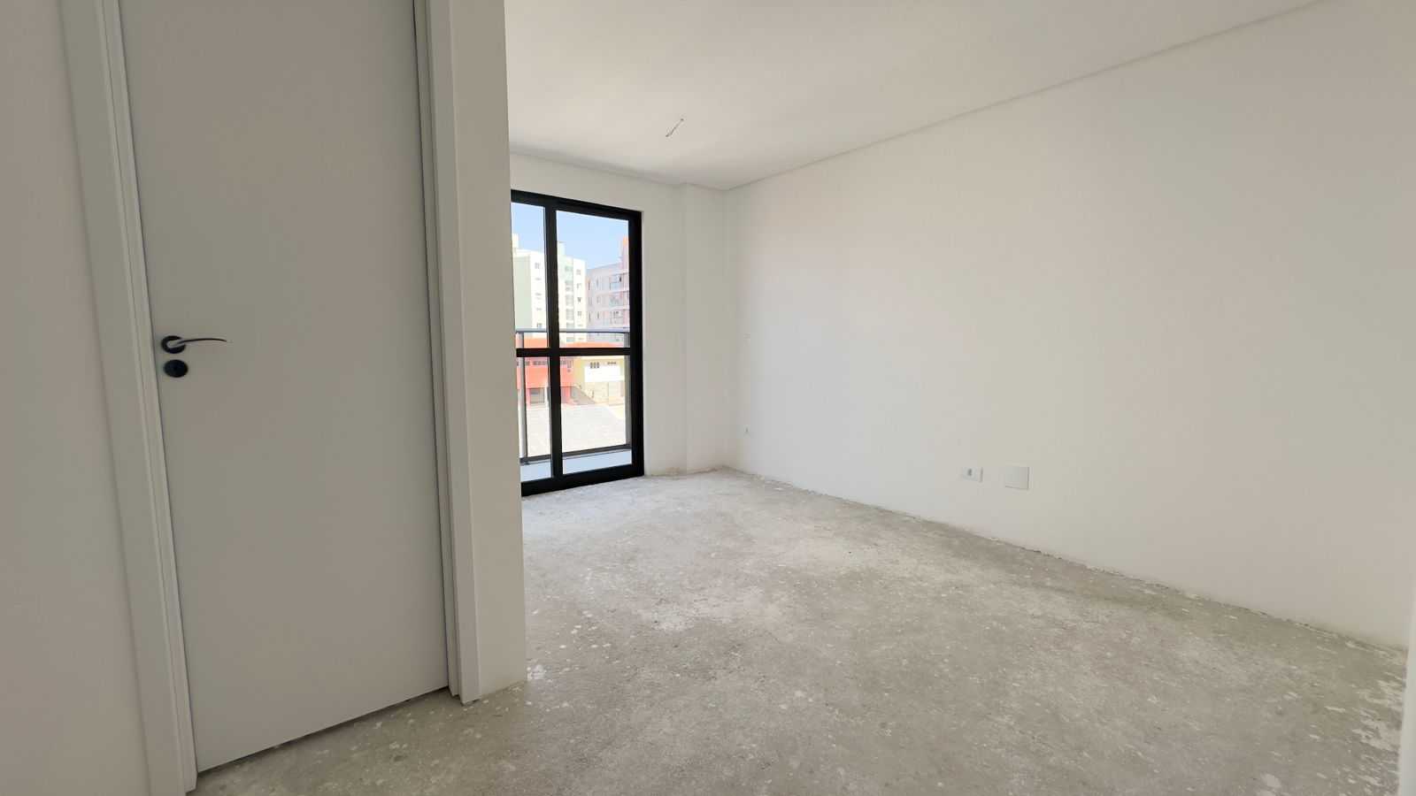 Apartamento à venda com 2 quartos, 67m² - Foto 10