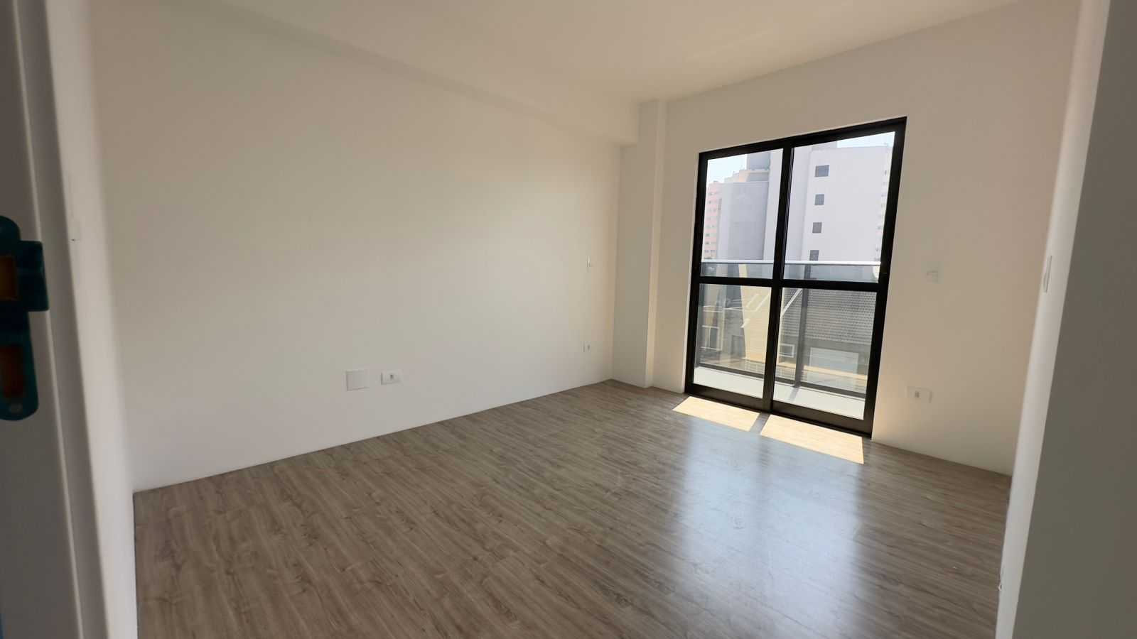 Apartamento à venda com 3 quartos, 87m² - Foto 11