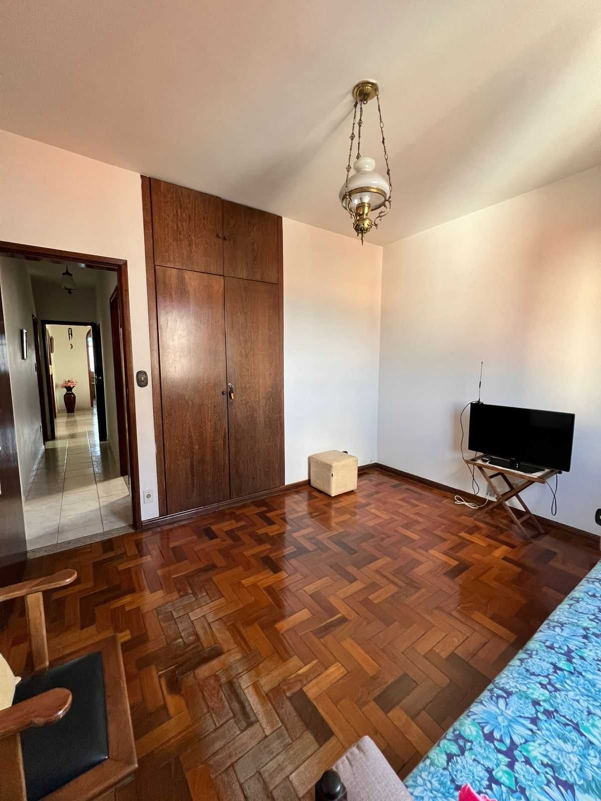 Apartamento à venda com 3 quartos, 118m² - Foto 19