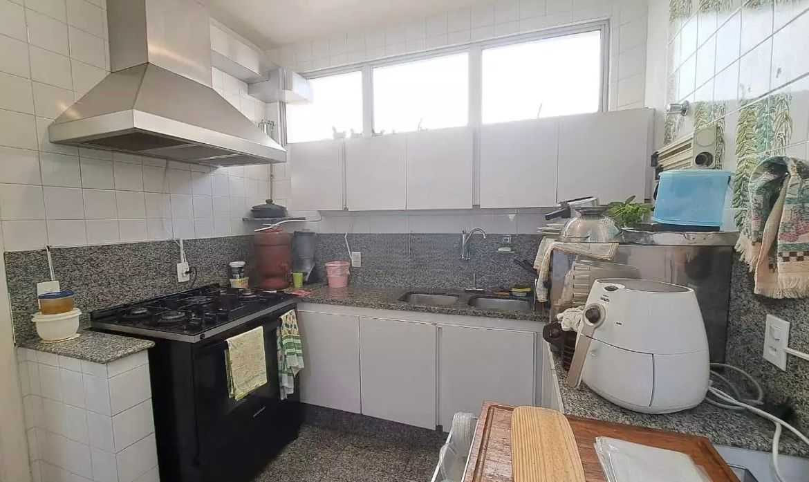 Apartamento à venda com 4 quartos, 150m² - Foto 19