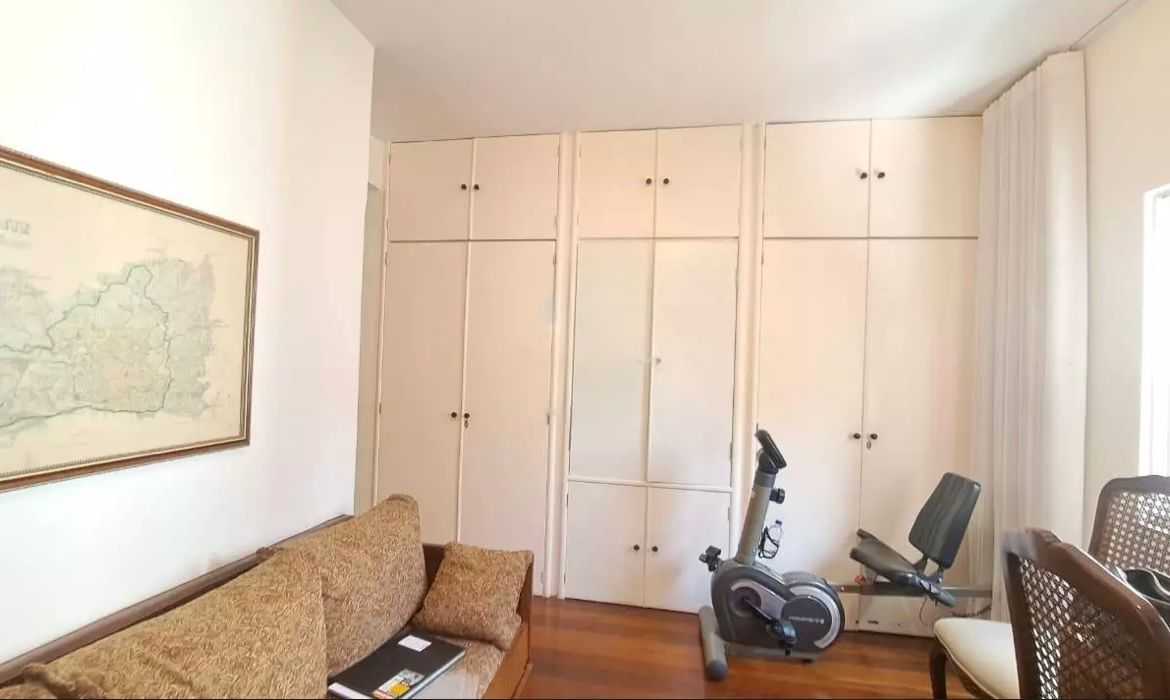 Apartamento à venda com 4 quartos, 150m² - Foto 13