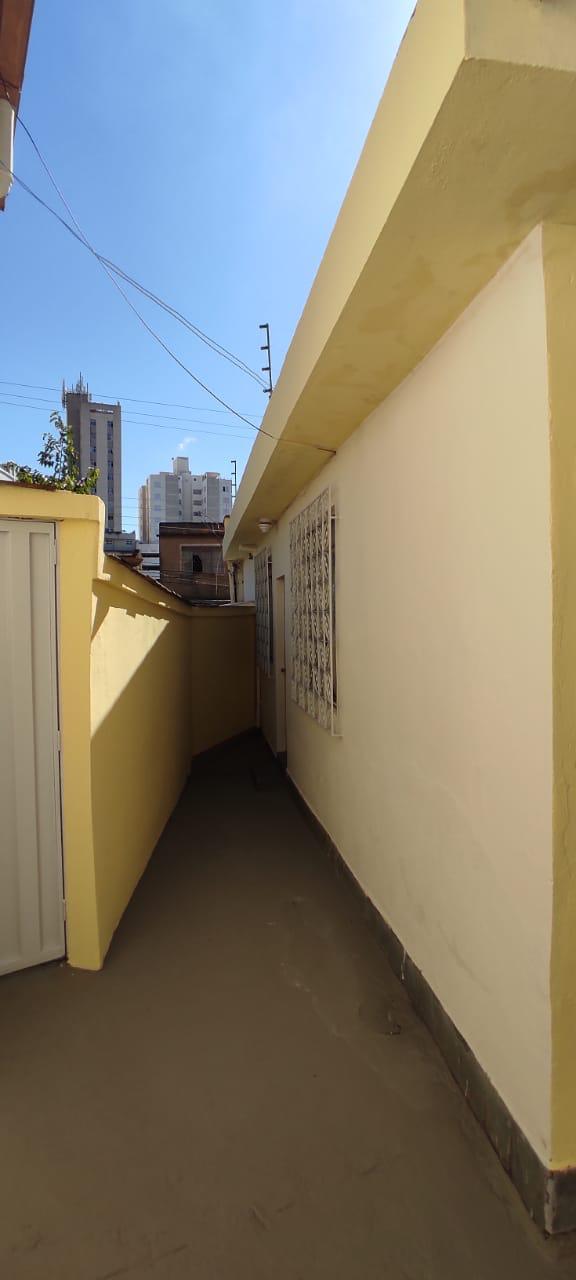 Casa à venda com 3 quartos, 210m² - Foto 23