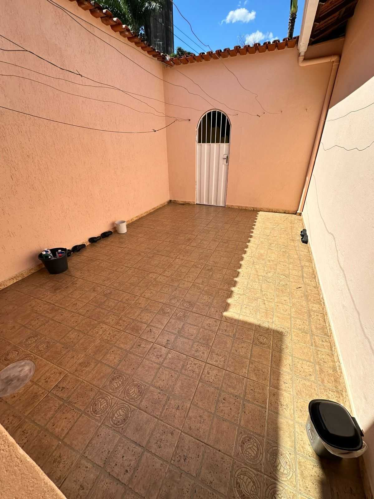 Casa à venda com 3 quartos, 150m² - Foto 12