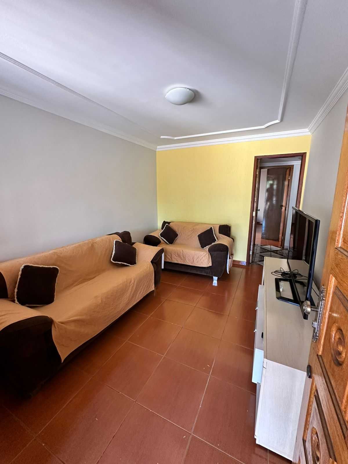 Casa à venda com 3 quartos, 150m² - Foto 3