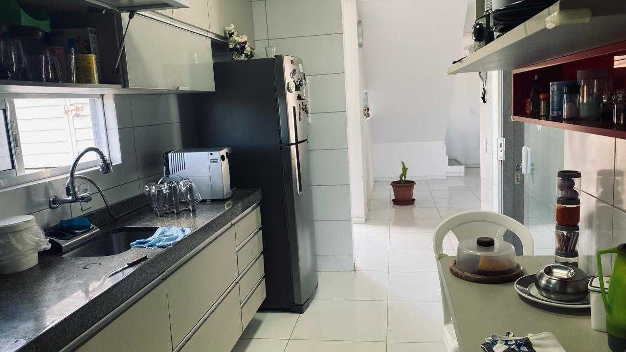 Casa de Condomínio à venda com 5 quartos, 310m² - Foto 13