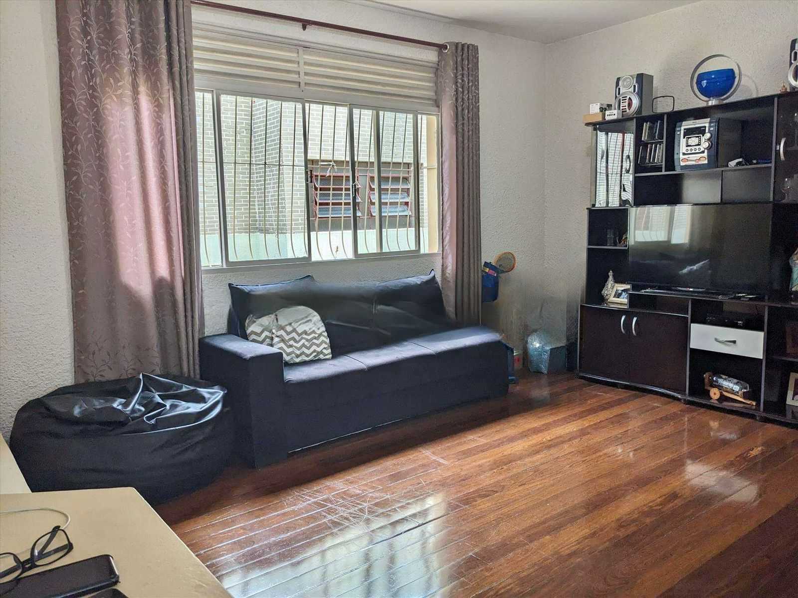 Apartamento à venda com 3 quartos, 120m² - Foto 1