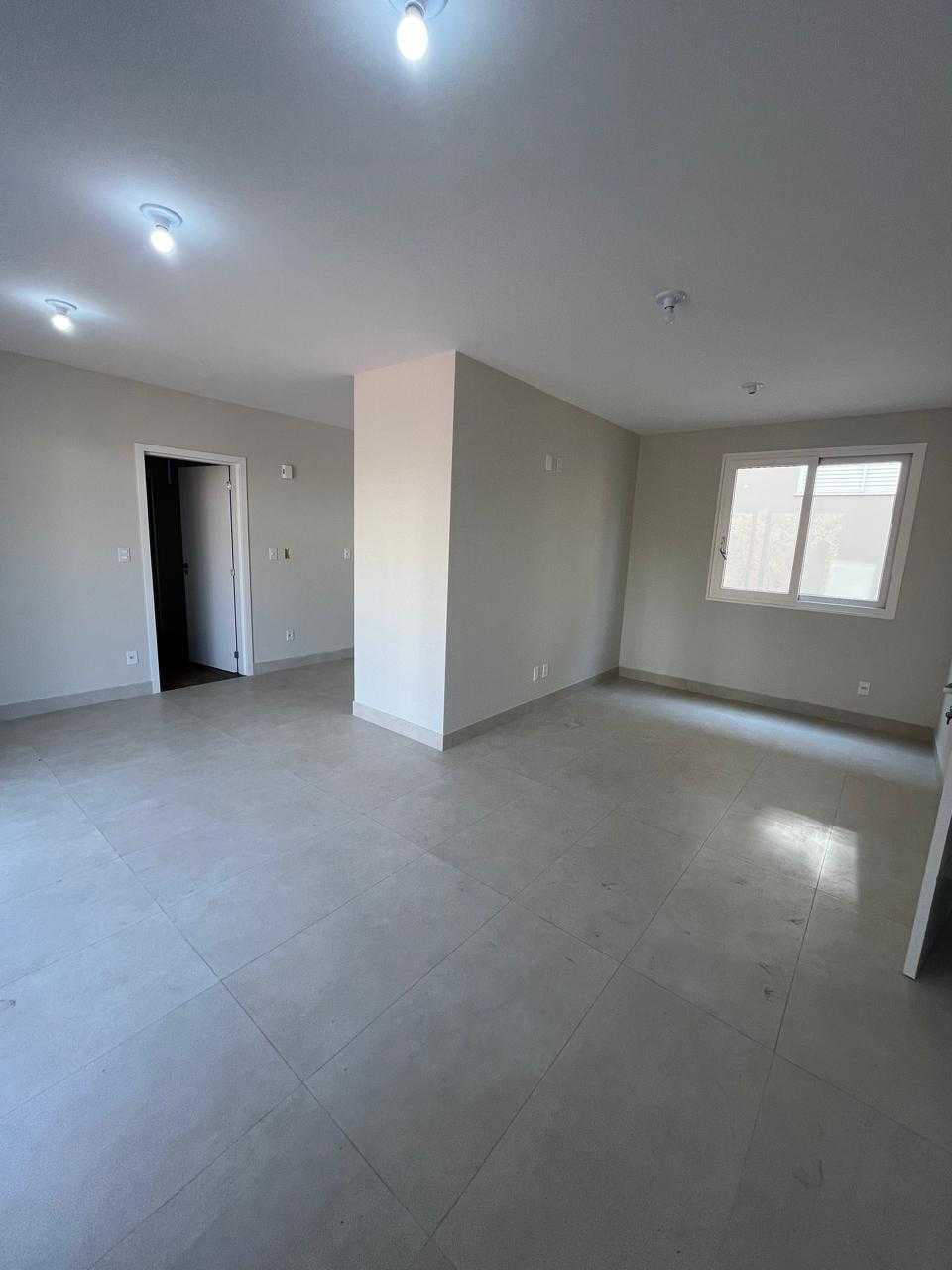 Apartamento à venda com 3 quartos, 118m² - Foto 2