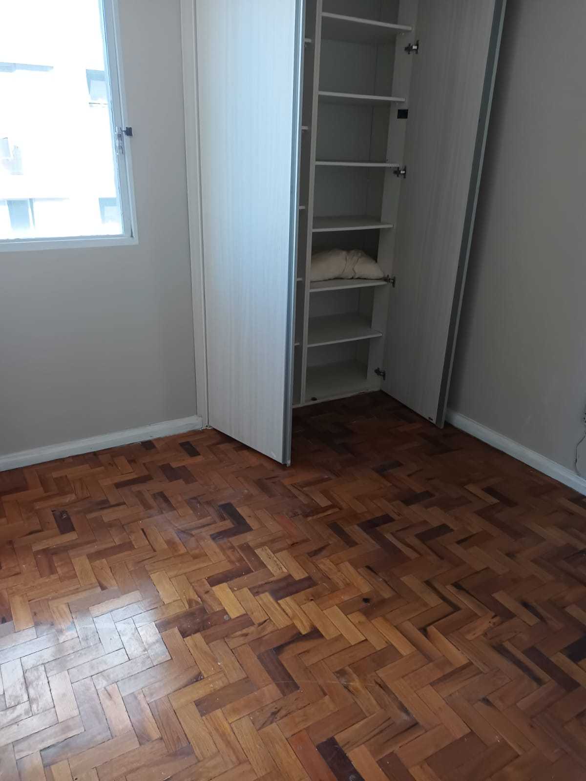 Apartamento para alugar com 3 quartos, 90m² - Foto 12