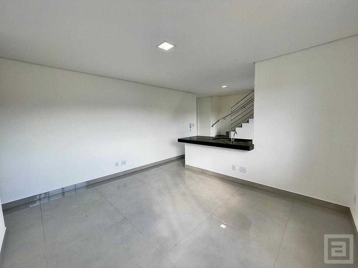 Cobertura à venda com 3 quartos, 166m² - Foto 2