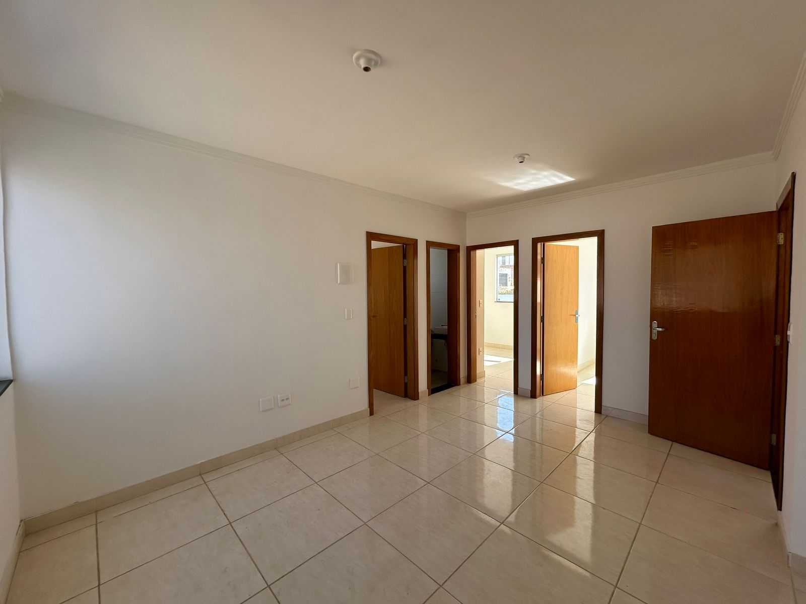 Apartamento à venda com 3 quartos, 65m² - Foto 4