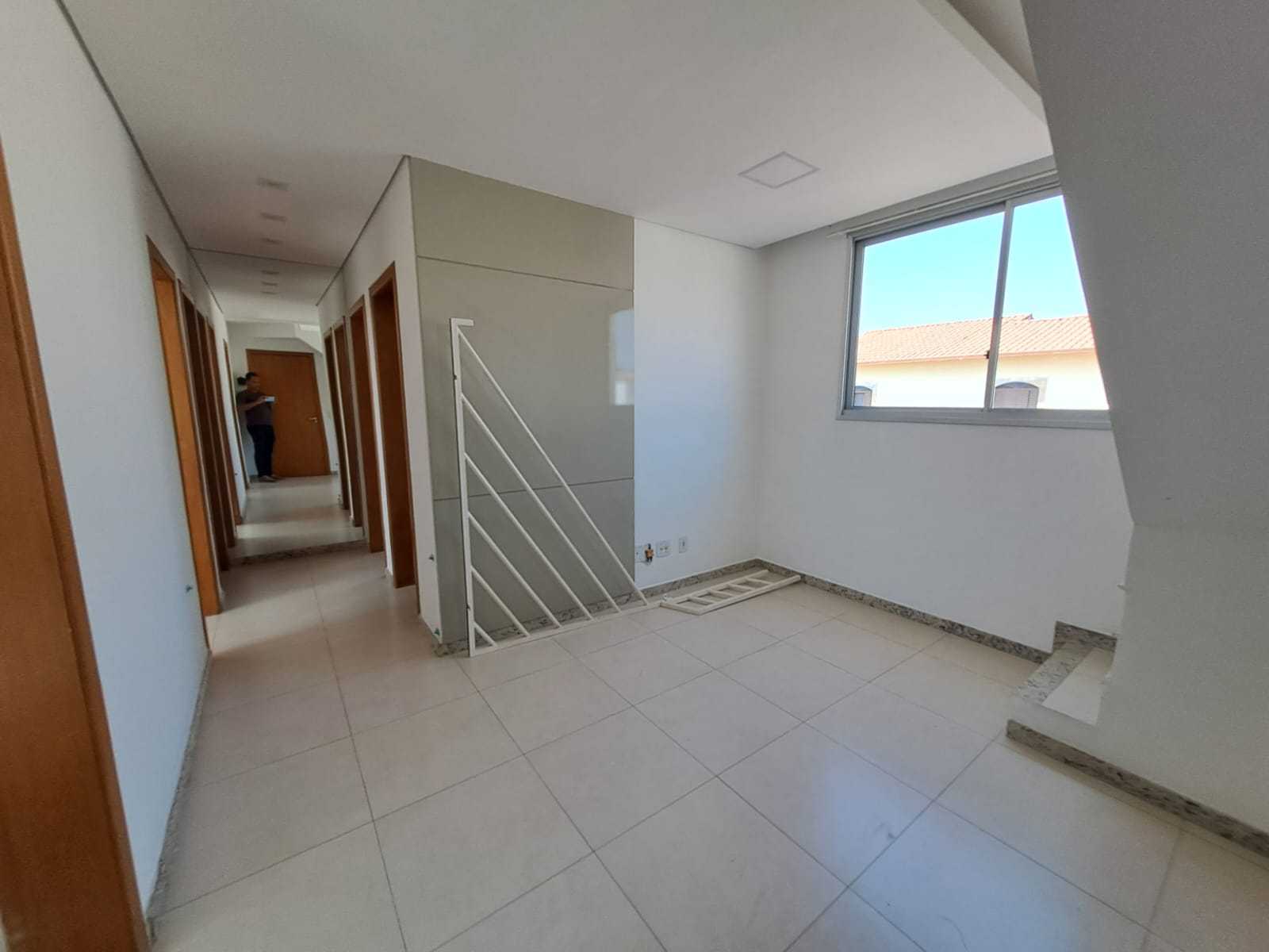 Cobertura à venda com 3 quartos, 140m² - Foto 2