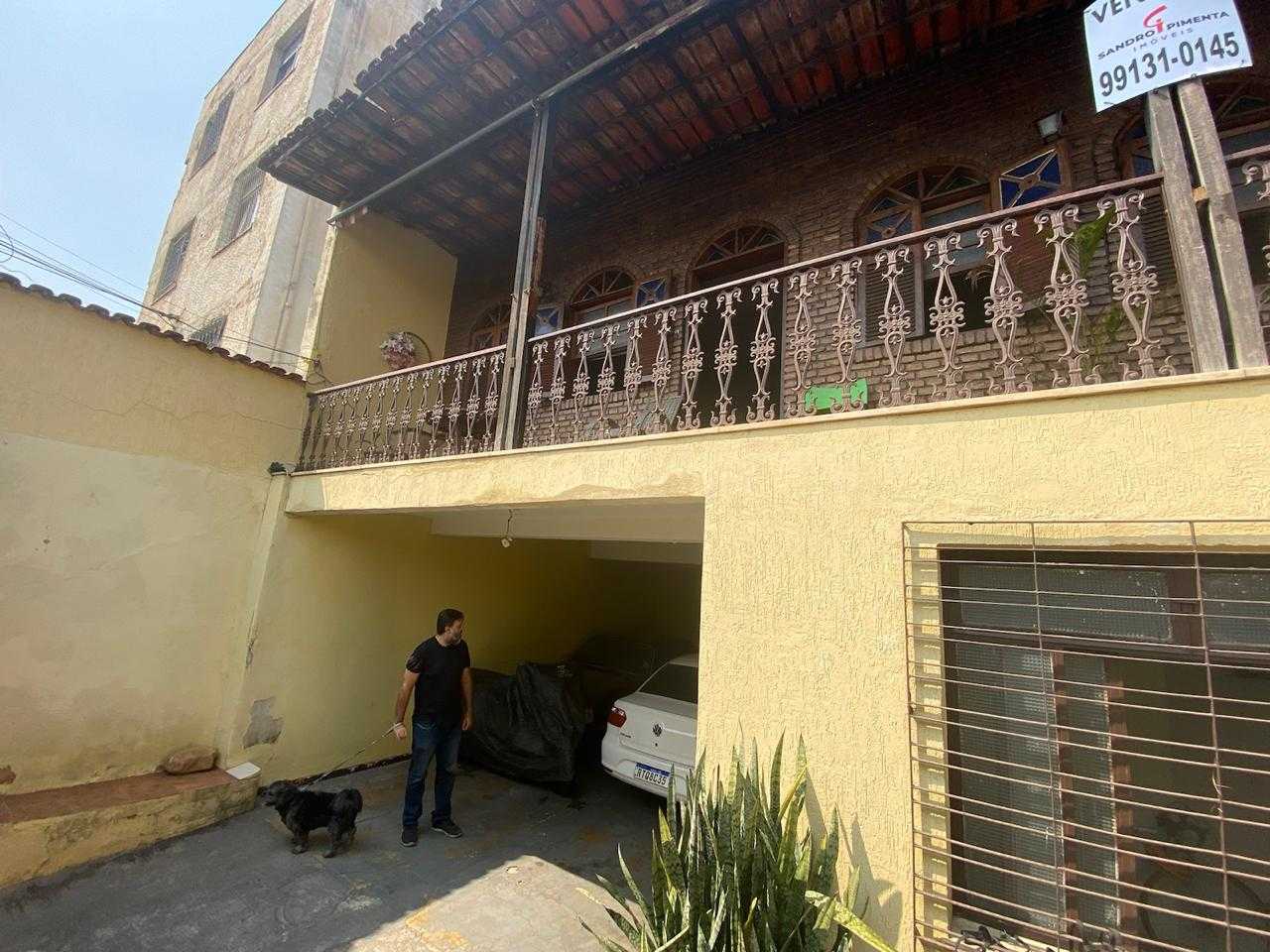 Casa à venda com 3 quartos, 230m² - Foto 2