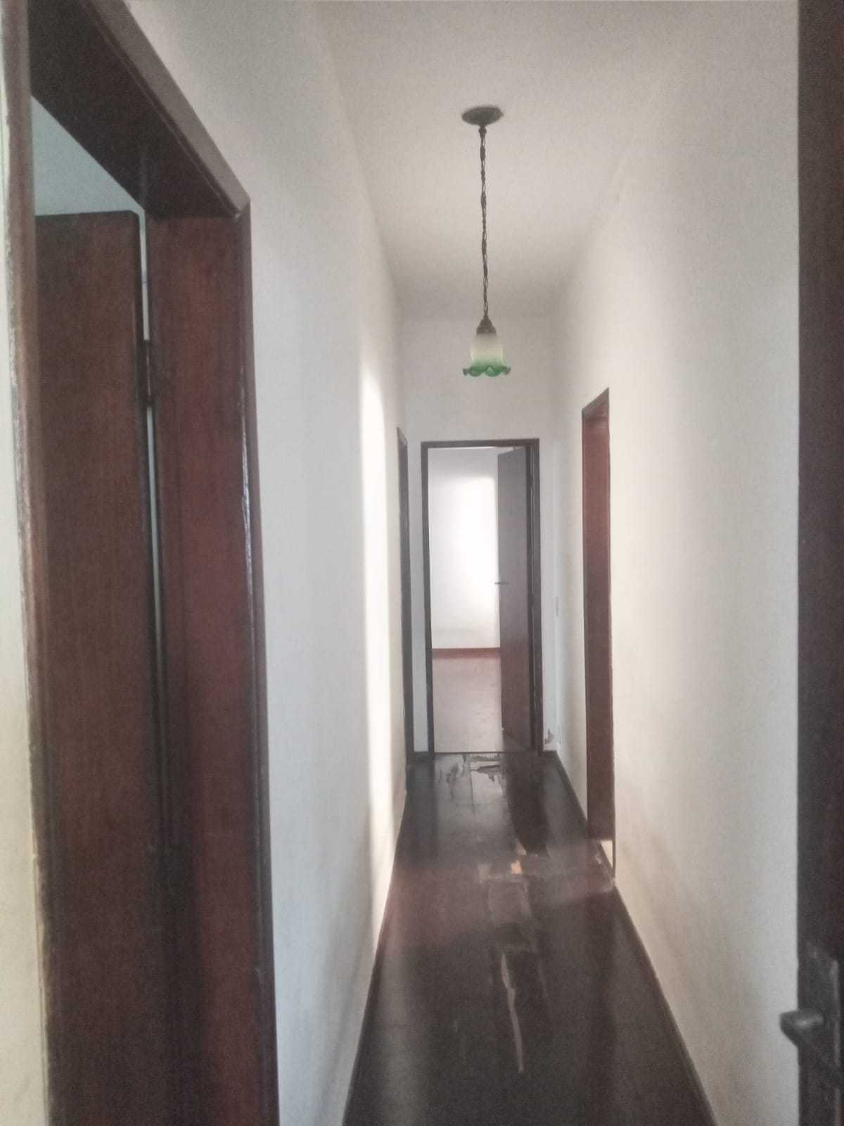 Casa à venda com 3 quartos, 230m² - Foto 8