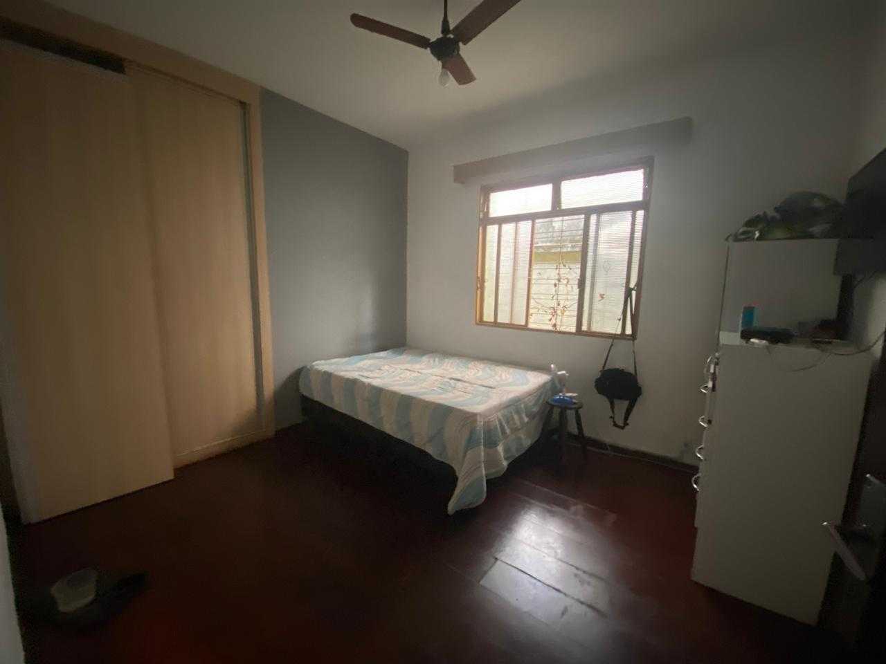 Casa à venda com 3 quartos, 230m² - Foto 11