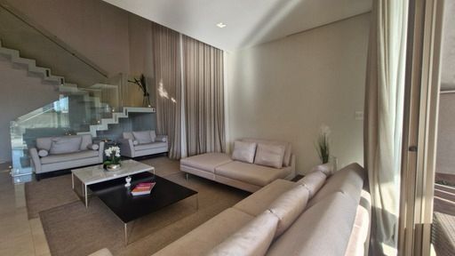 Casa de Condomínio à venda com 5 quartos, 360m² - Foto 2