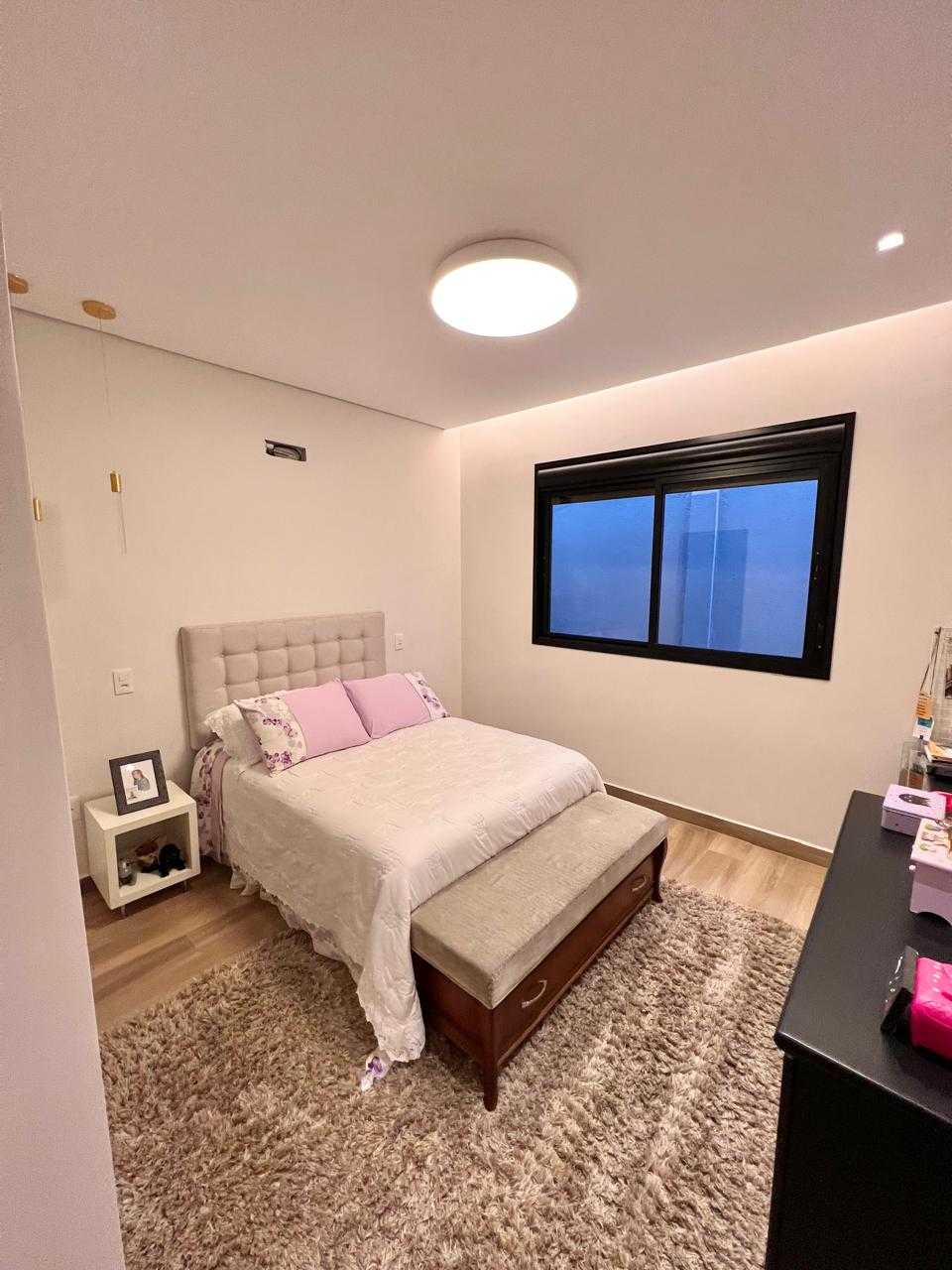 Casa para alugar com 3 quartos, 250m² - Foto 15