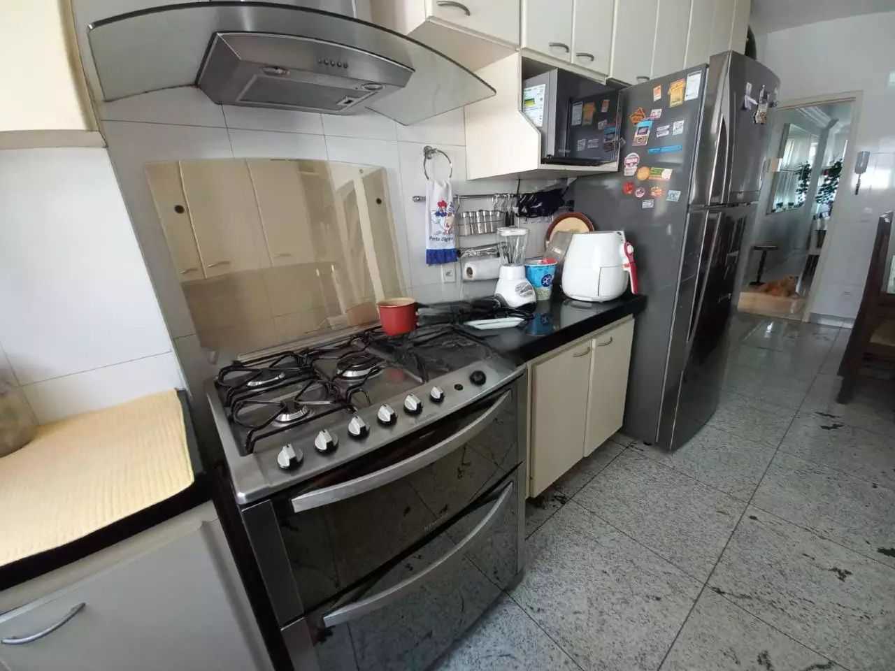 Apartamento à venda com 4 quartos, 185m² - Foto 17