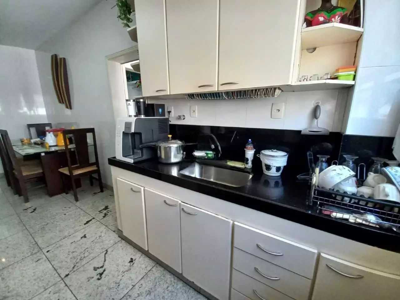 Apartamento à venda com 4 quartos, 185m² - Foto 19