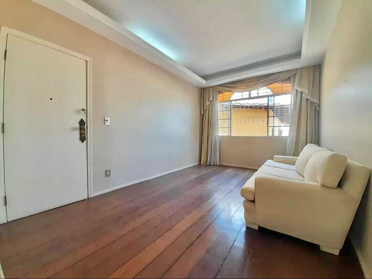 Apartamento à venda com 3 quartos, 100m² - Foto 1