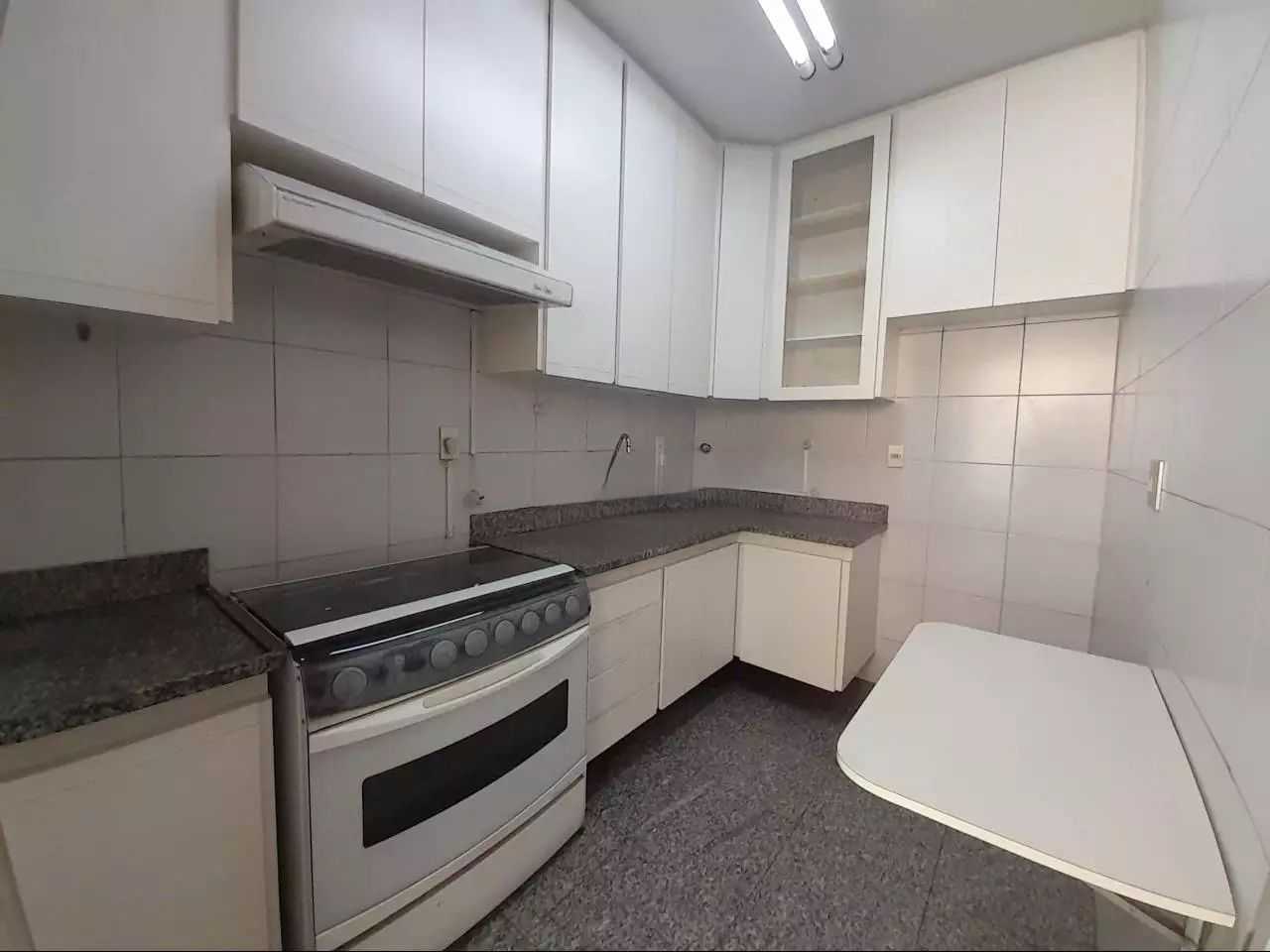 Apartamento à venda com 3 quartos, 100m² - Foto 12