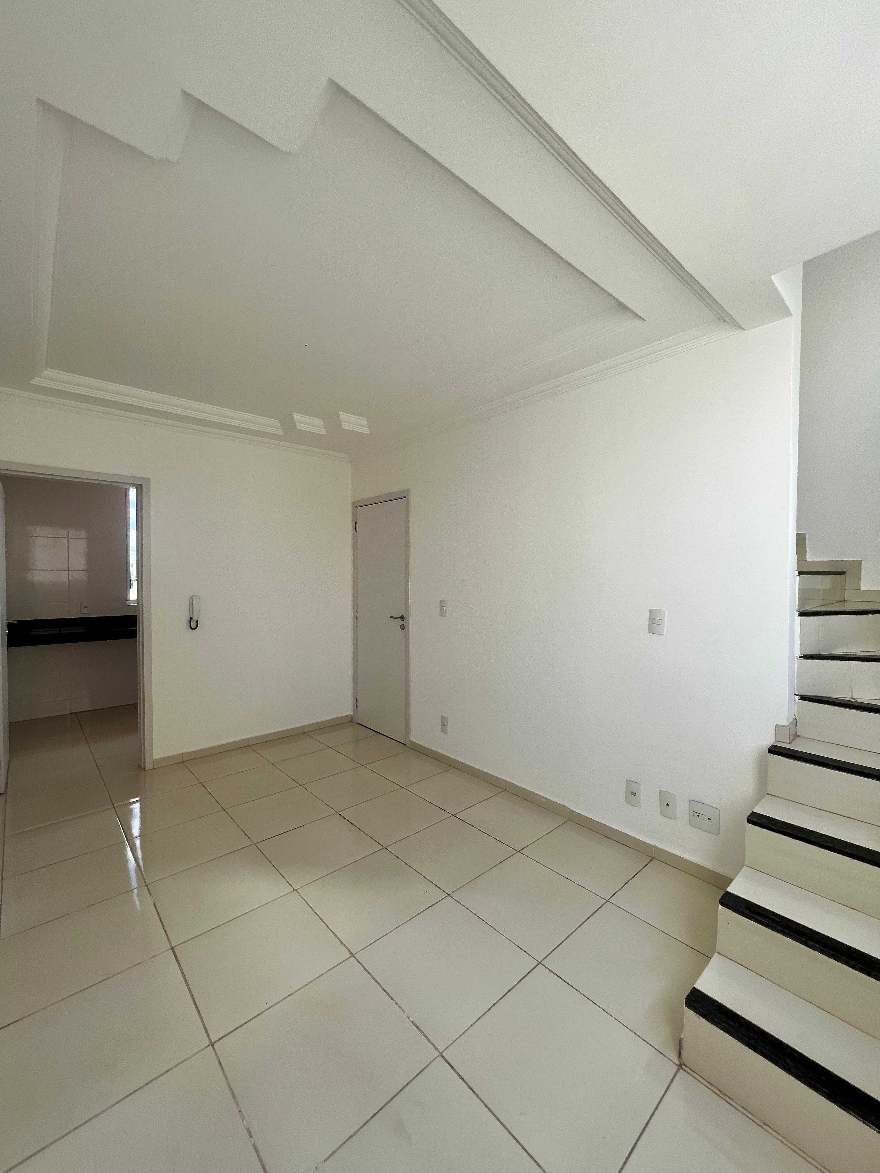 Cobertura para alugar com 2 quartos, 65m² - Foto 2