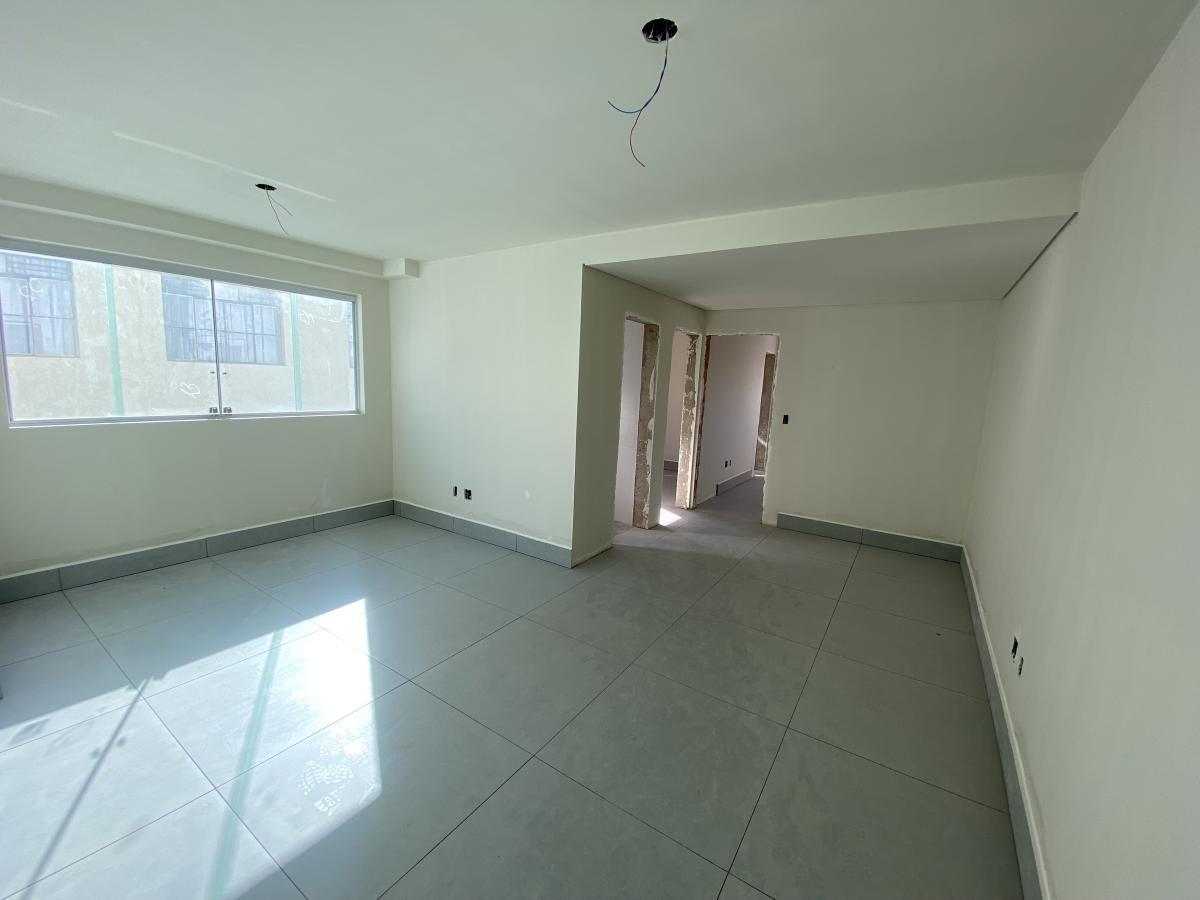 Apartamento à venda com 2 quartos, 60m² - Foto 1