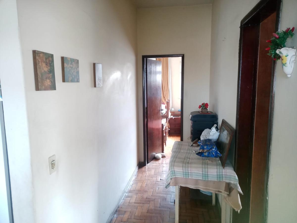 Apartamento à venda com 3 quartos, 107m² - Foto 17