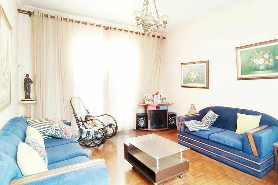 Casa à venda com 4 quartos, 350m² - Foto 1