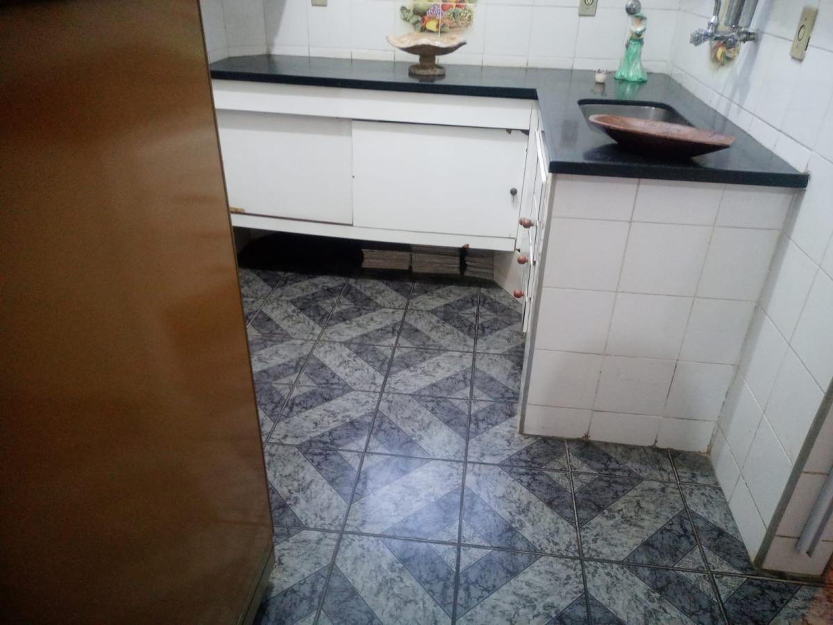 Apartamento à venda com 3 quartos, 130m² - Foto 11