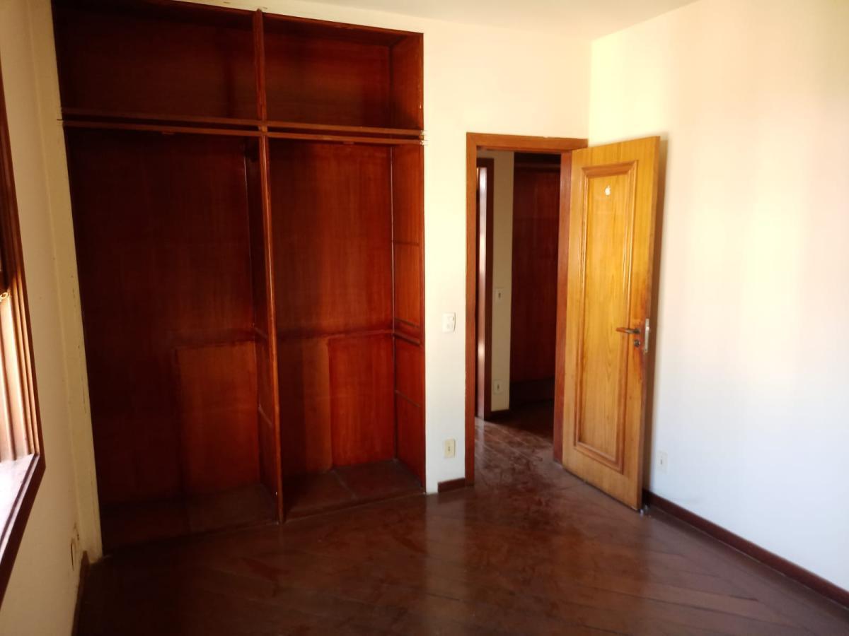 Loja-Salão para alugar com 8 quartos, 400m² - Foto 17