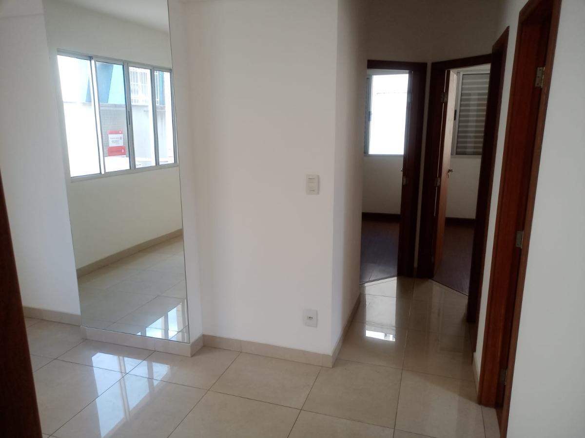 Apartamento à venda com 3 quartos, 90m² - Foto 5