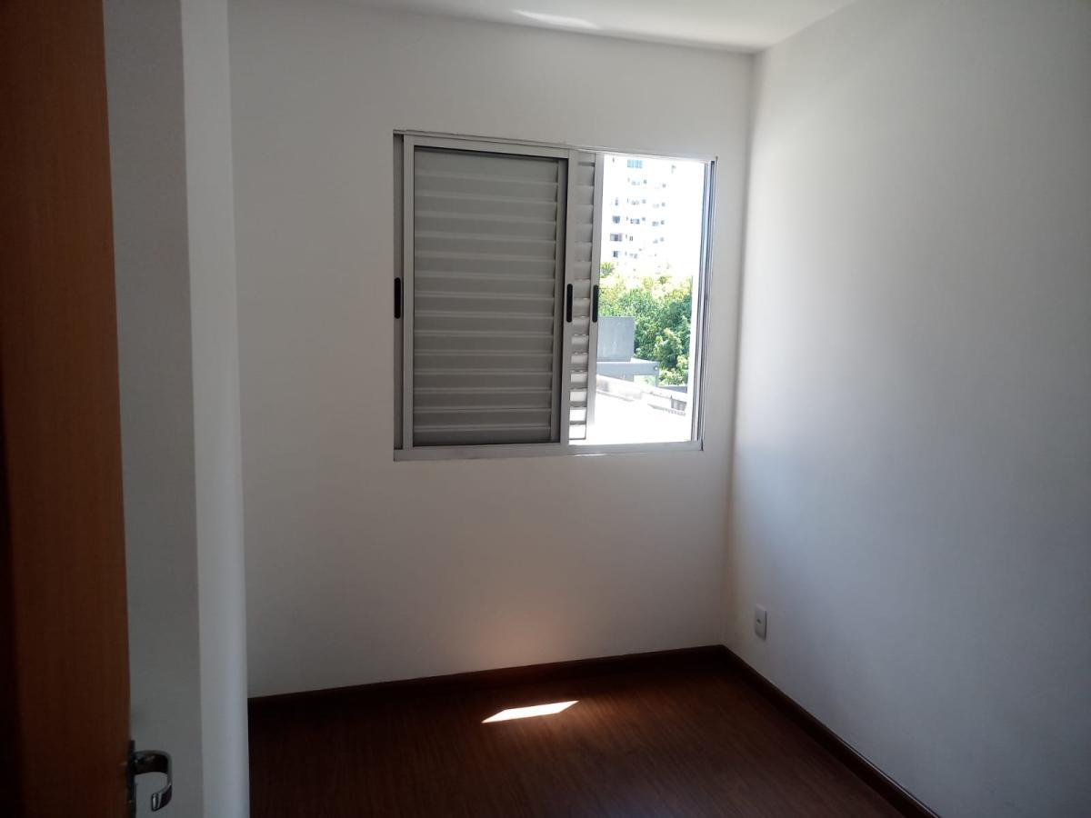 Apartamento à venda com 3 quartos, 90m² - Foto 8