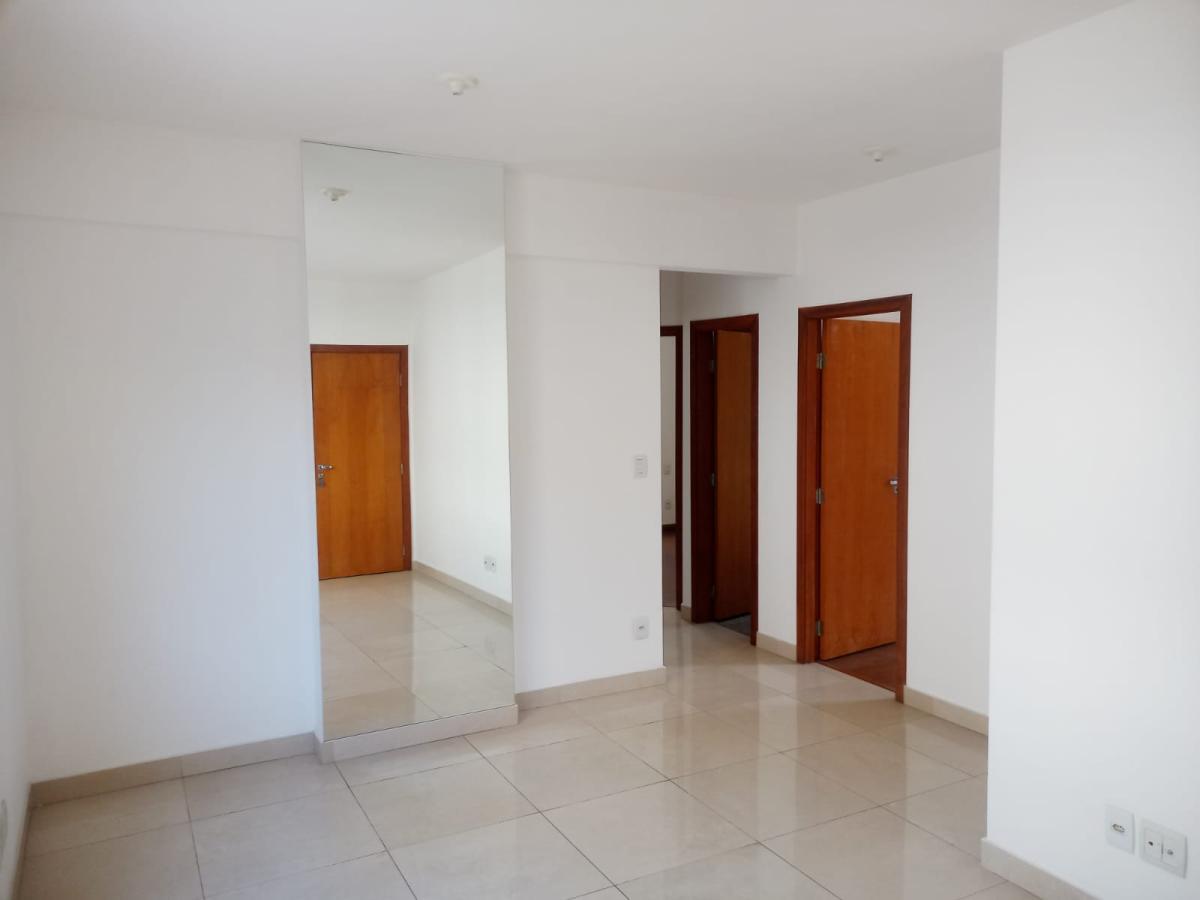 Apartamento à venda com 3 quartos, 90m² - Foto 2