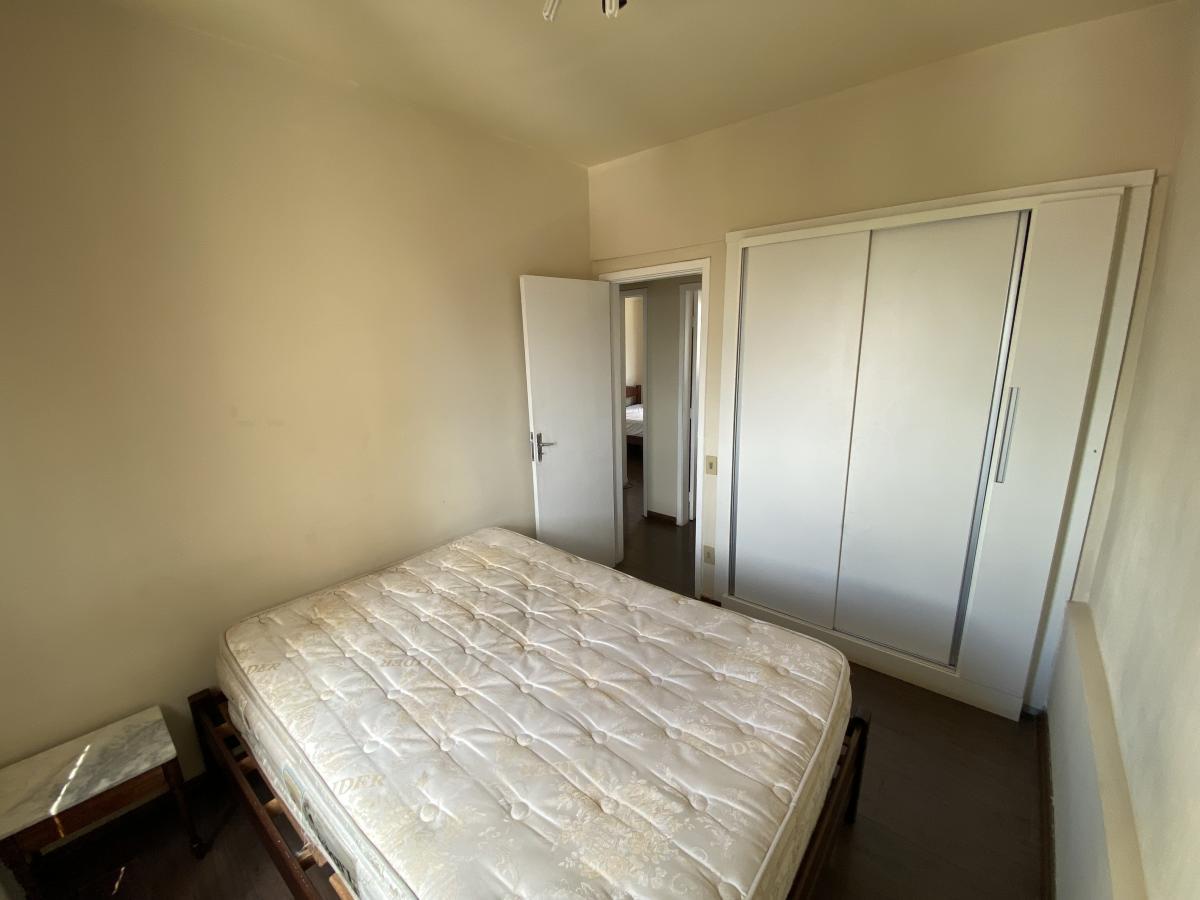 Apartamento para alugar com 3 quartos, 110m² - Foto 18