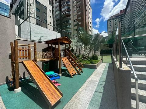 Apartamento à venda com 4 quartos, 133m² - Foto 2